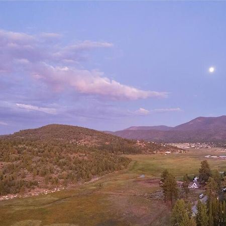 Evergreen Lodge+Ski Sugarloaf Exterior photo